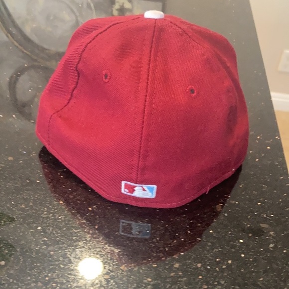Phillies new era fitted cap - Picture 3 of 3